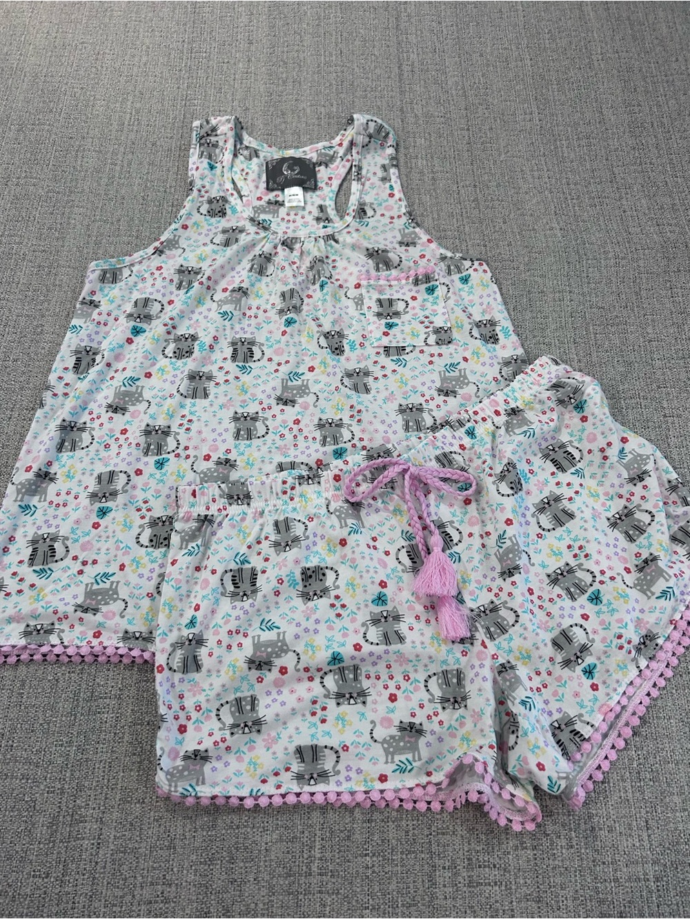 Pj Couture White Tank Shorts Pajama Set Gray Cat Print Pom Pom Pink Trim Size M